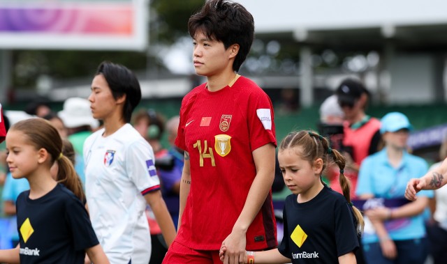 开云官网首页-足球报：李晴潼用两粒进球完成救赎，她在东京奥运会失误+染红